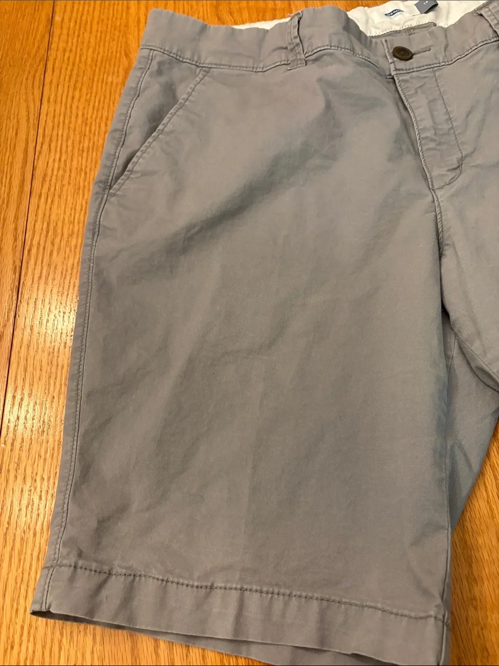 Old Navy Light Gray Women's Bermuda Shorts